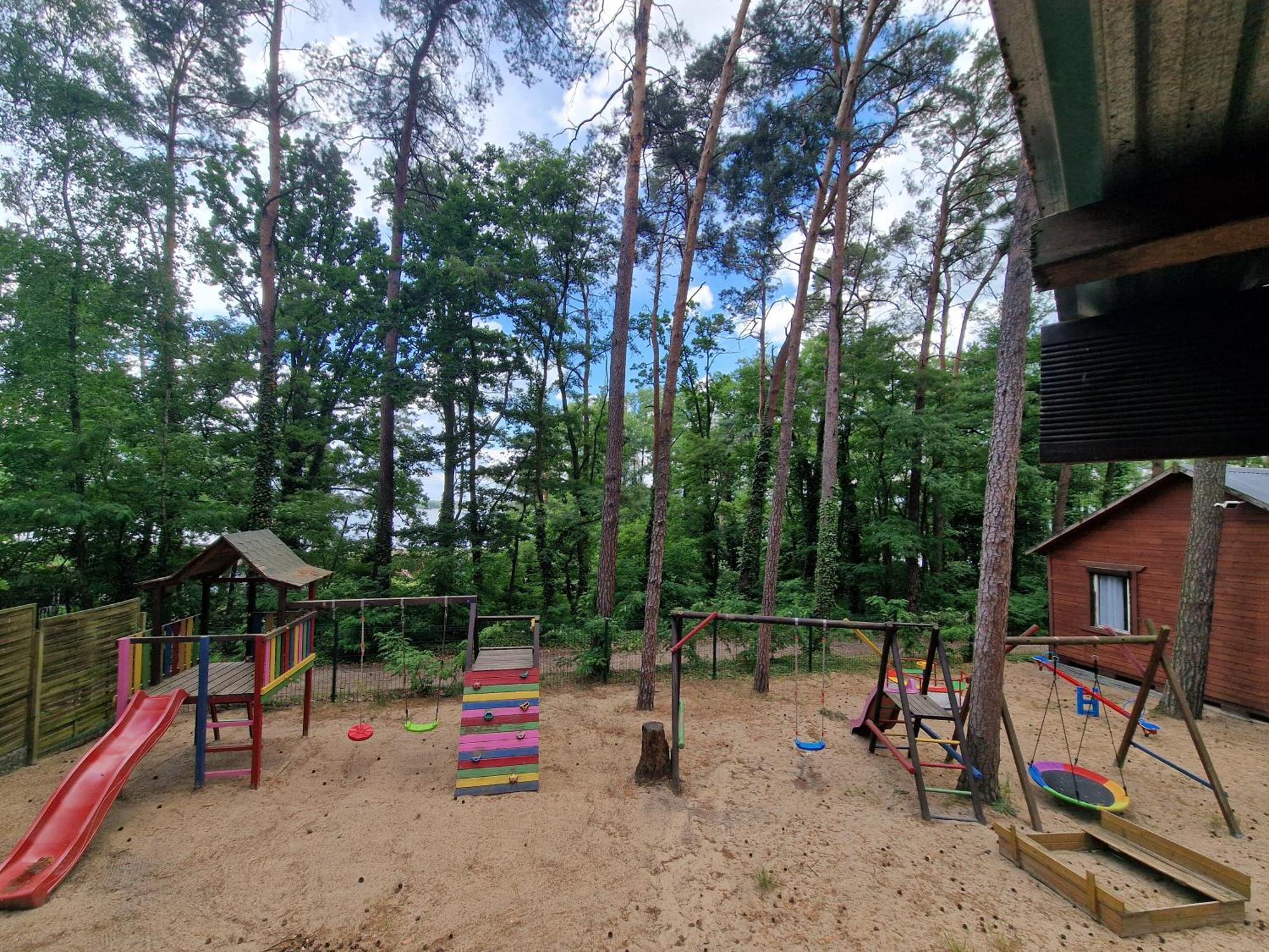 Pod Sosnami Osrodek Wypoczynkowy Boszkowo Letnisko Villa Kültér fotó